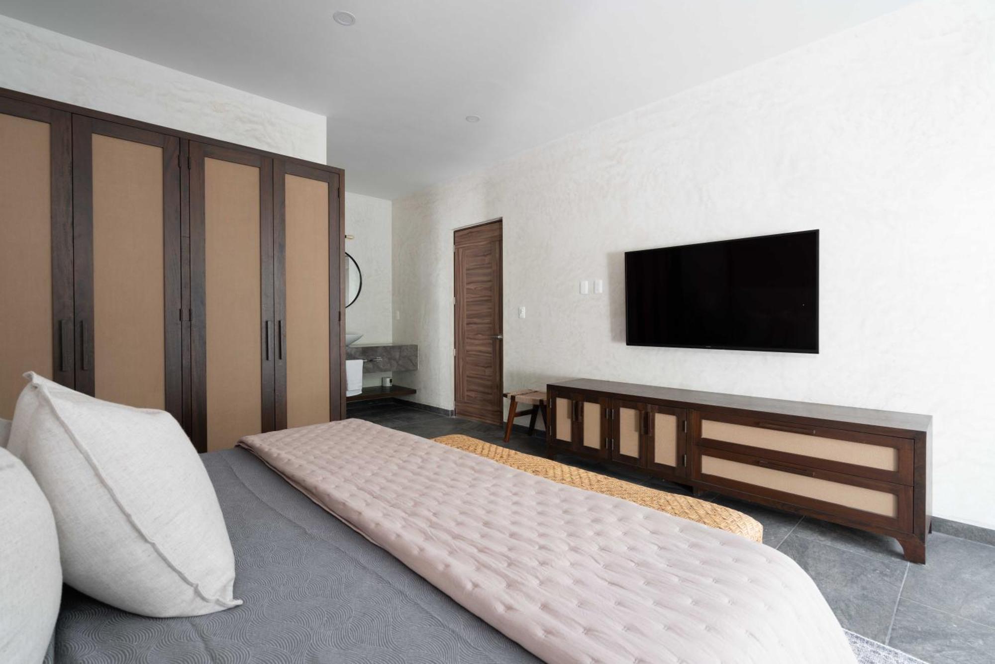 Twelve O'Clock - Luxury Villas Тулум Экстерьер фото